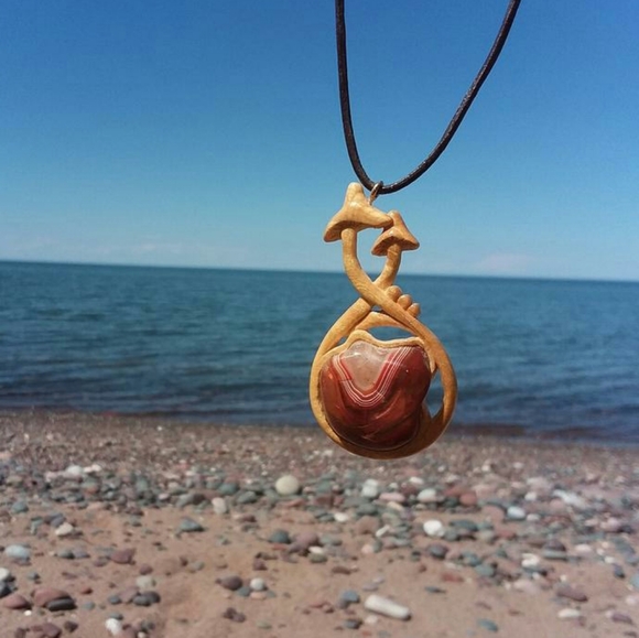 handmade by me Jewelry - Handcarved Lake Superior Agate Mushroom Necklace